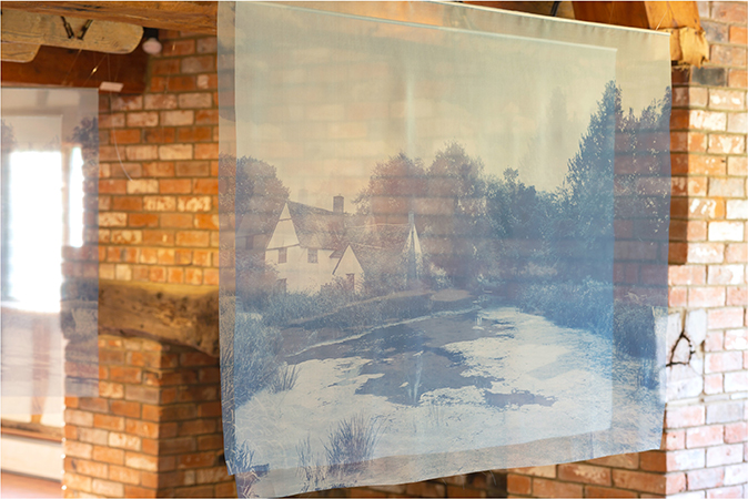 http://www.lizharrington.com/files/gimgs/43_landscapesatnooninstallshotsflatford2021lizedit450px.jpg